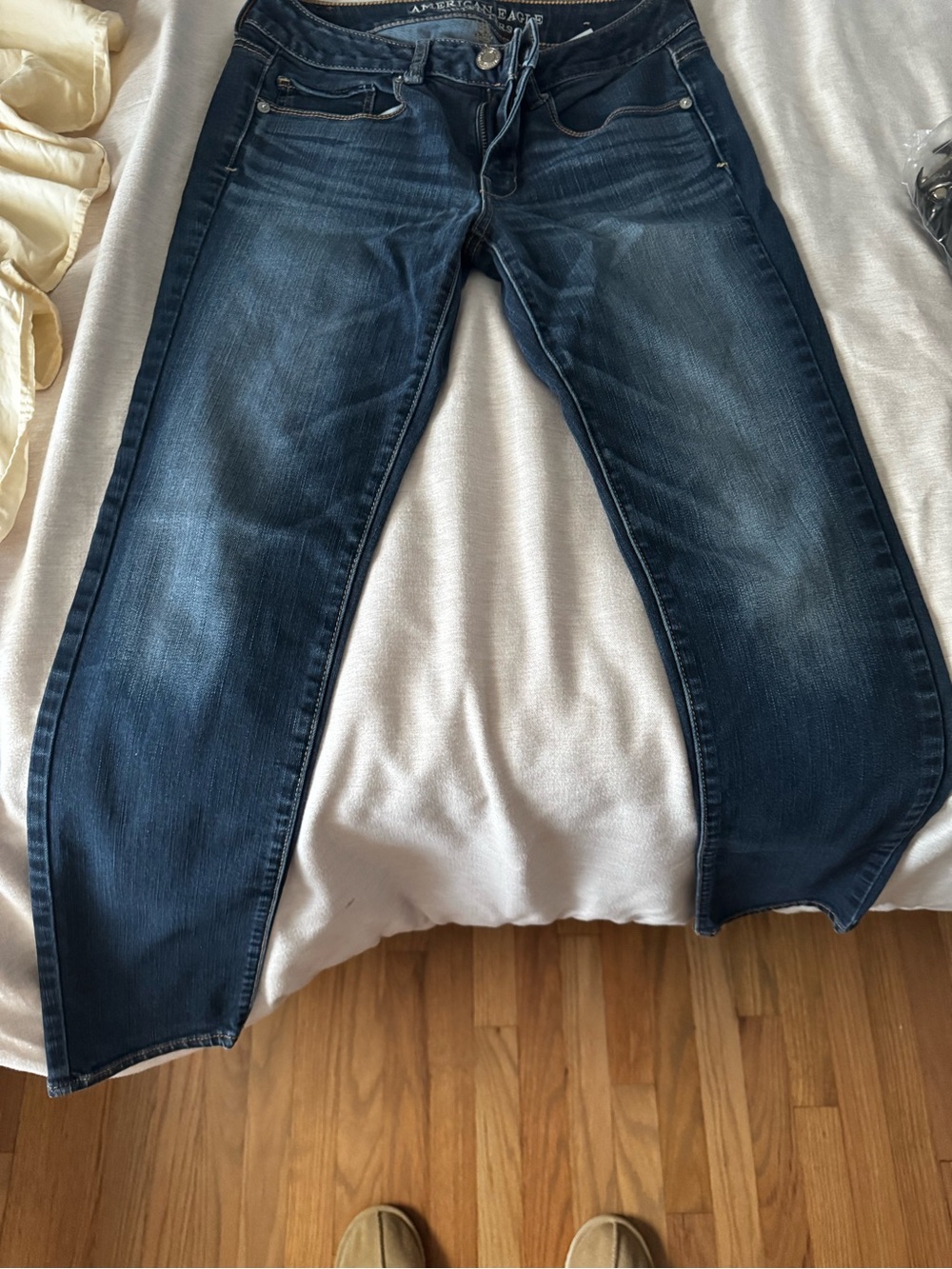 American Eagle Outfitters Women’s Skinny Jeans in Dark Blue Wash